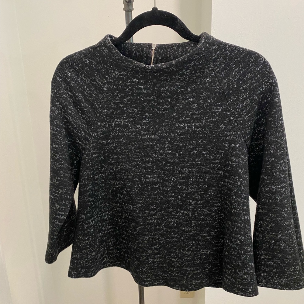 W5 sweater